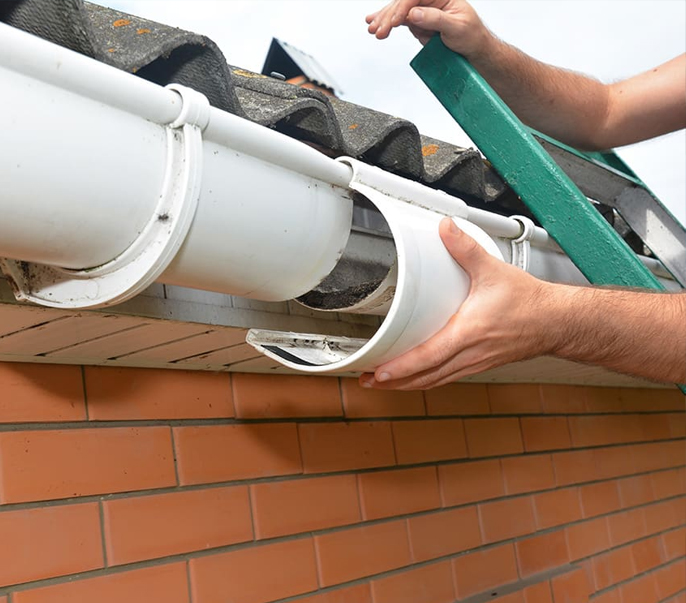 eco-friendly gutter cleaning